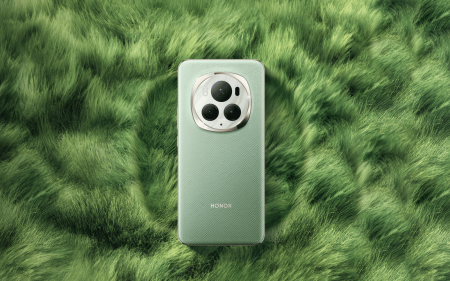 Honor Magic6 Pro in green